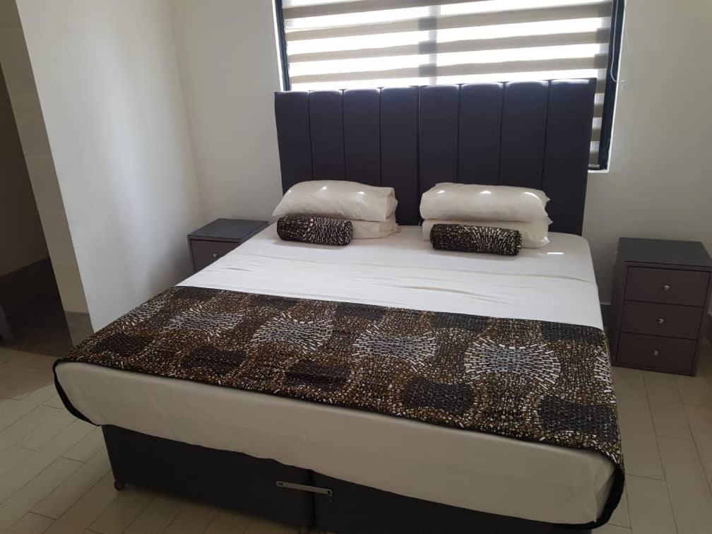 Relax Waterfront Serviced Apartment Bijilo Exterior foto